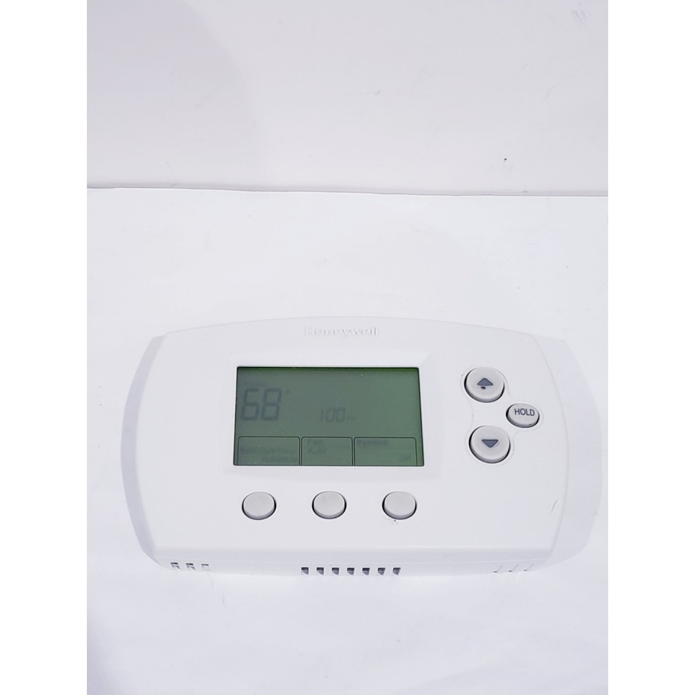 Honeywell TH6110D1013 Programmable Digital Thermostat Tested Working
